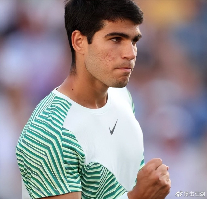 随着多元文 随着多元文